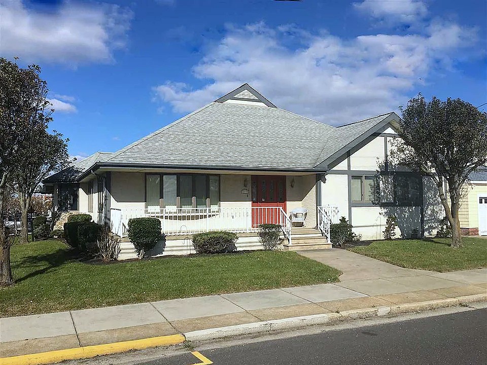 6110 Atlantic Avenue, Wildwood Crest vacation rental in Wildwood Crest NJ near the beach